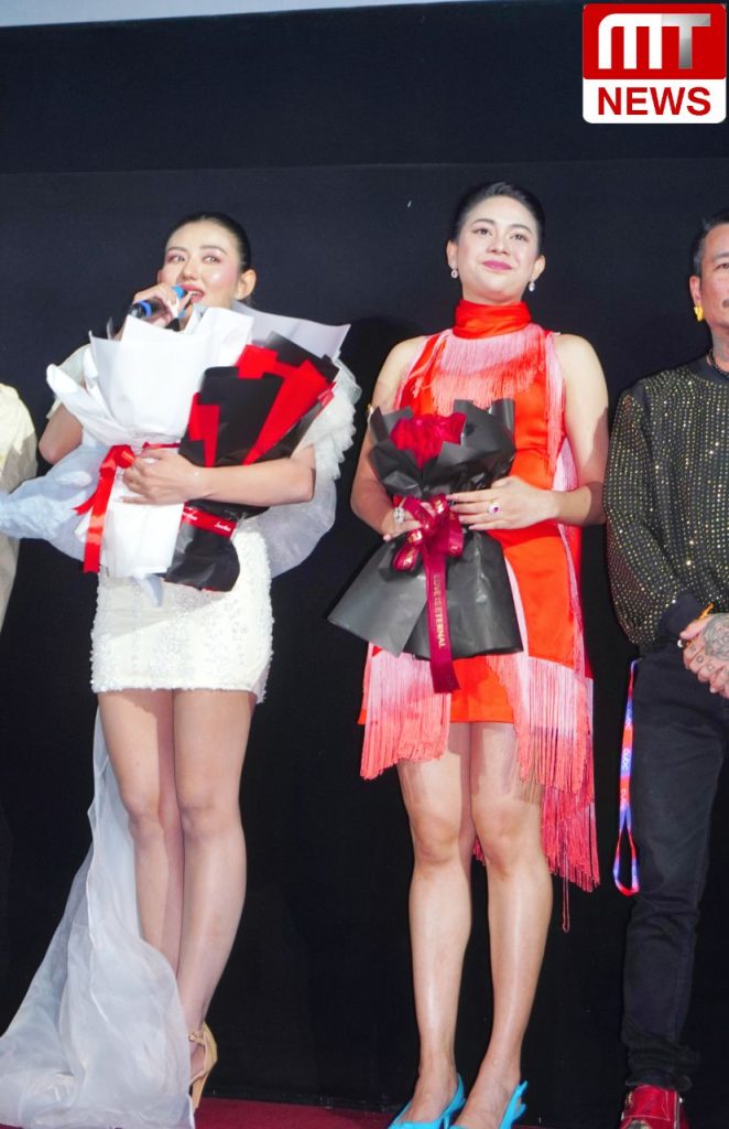 This image has an empty alt attribute; its file name is IMG_3620-662x1024.jpeg