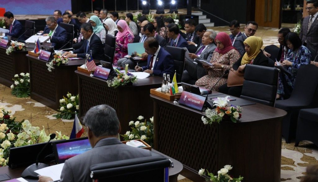 This image has an empty alt attribute; its file name is photo_2023-09-04_14-07-13-3-1024x587.jpg