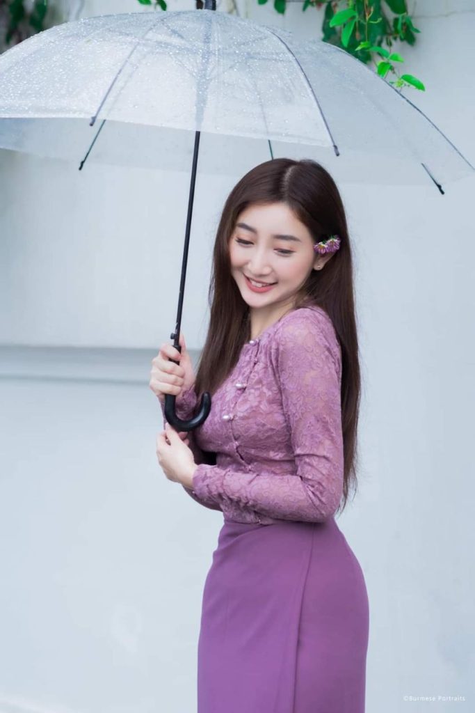 This image has an empty alt attribute; its file name is photo_2023-10-31_13-28-28-683x1024.jpg