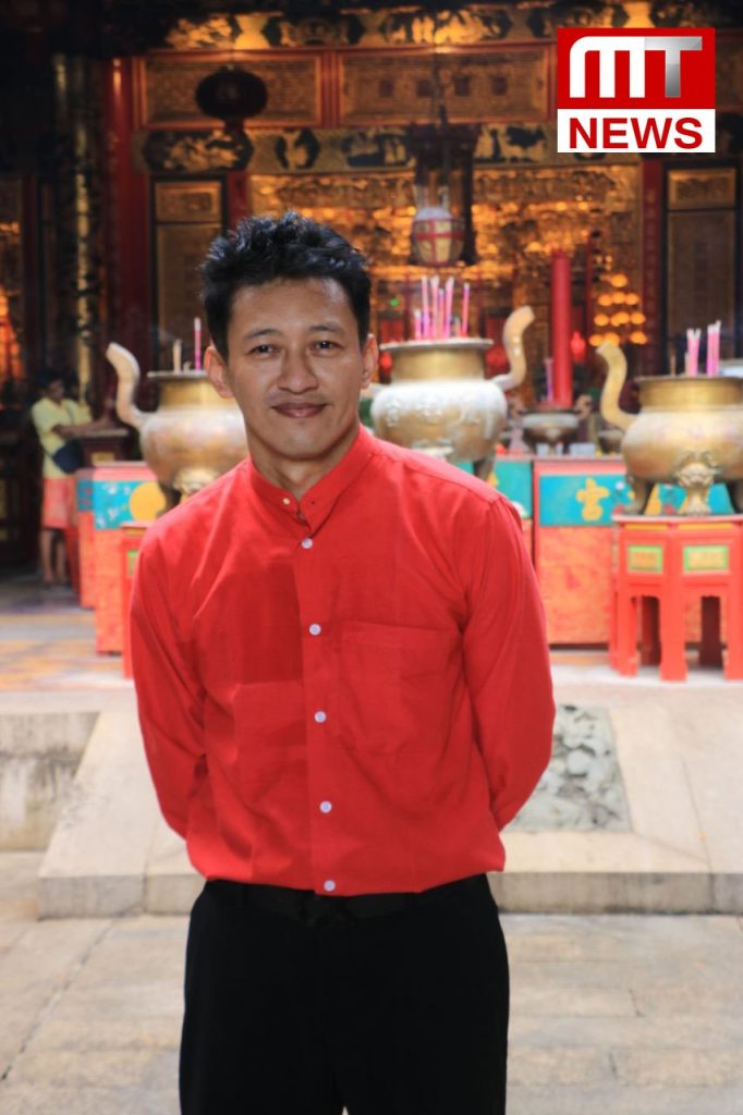 This image has an empty alt attribute; its file name is photo_2023-11-23_15-21-46-682x1024.jpg