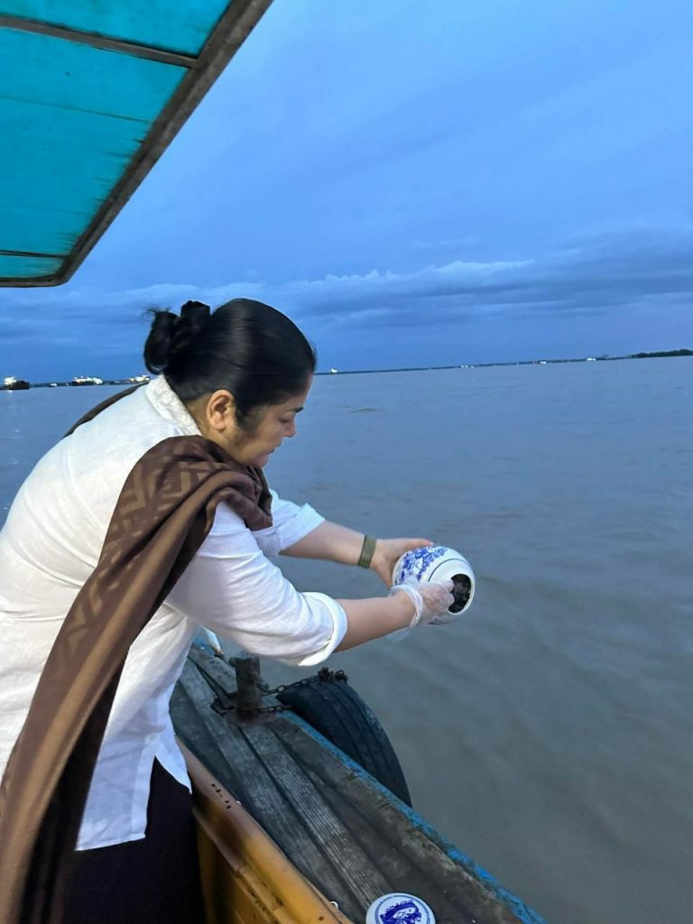 photo_2025-08-05_23-34-47