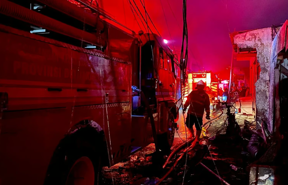 Screenshot_2025-12-09-16-06-59-098_com.facebook.katana