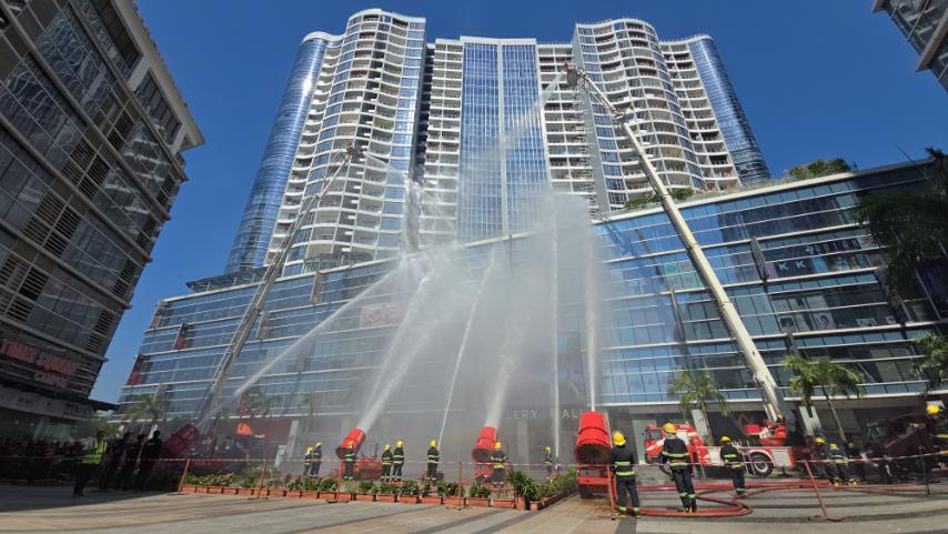 photo_2025-12-06_13-17-30