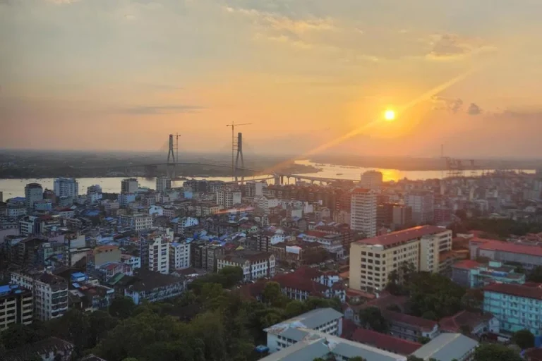 9553e480c0a898ba2b4d0035a2669563f6b474af83272517a5273efc775cc858