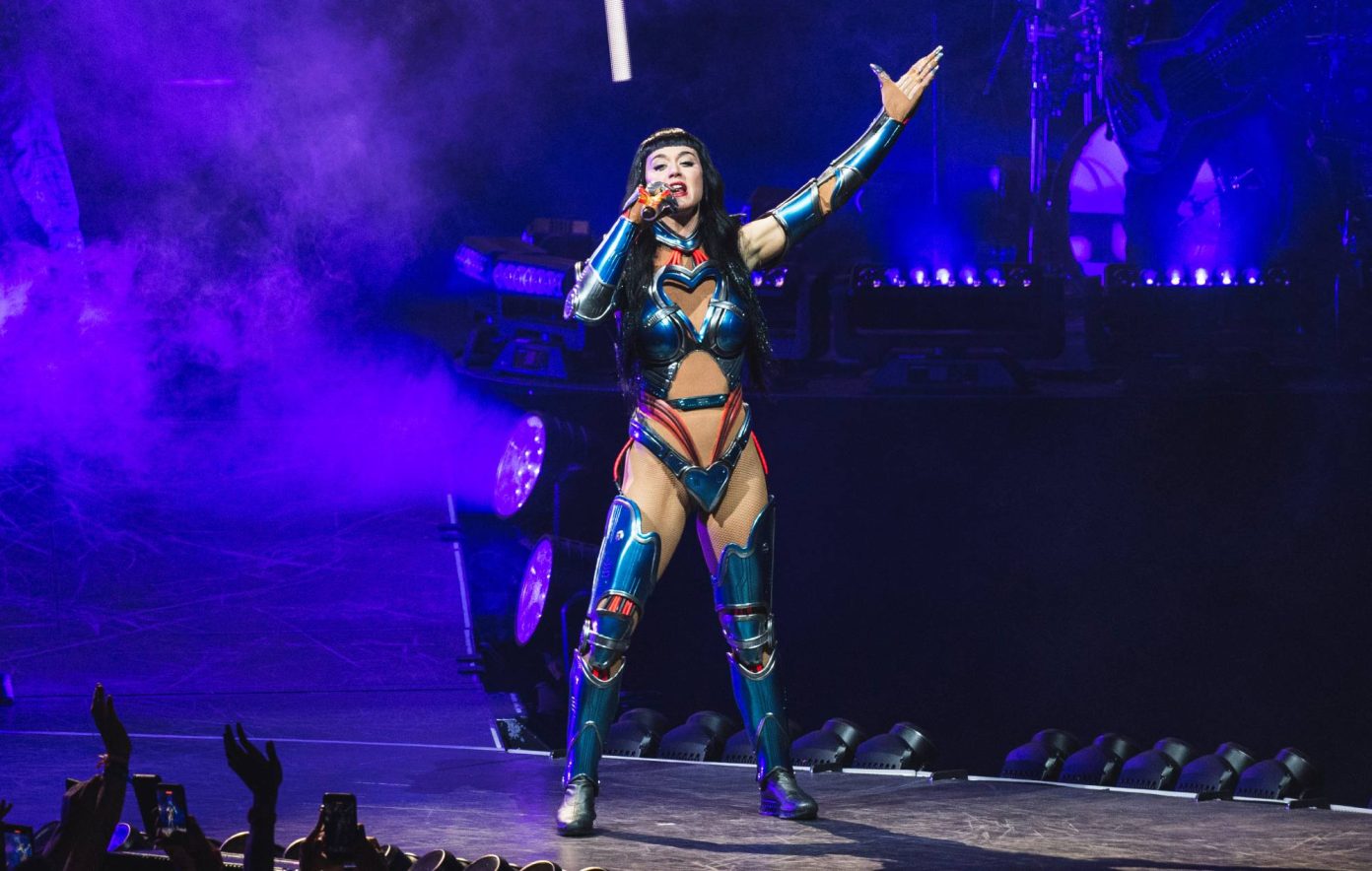 Katy-Perry.-CREDIT_-Mariano-Regidor_Getty-Images-1392x884