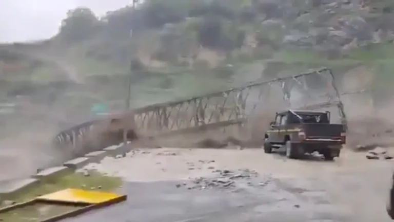 chamoli-flash-flood-washes-away-bailey-bridge-camper-swept-away-1786403372083-1280x720